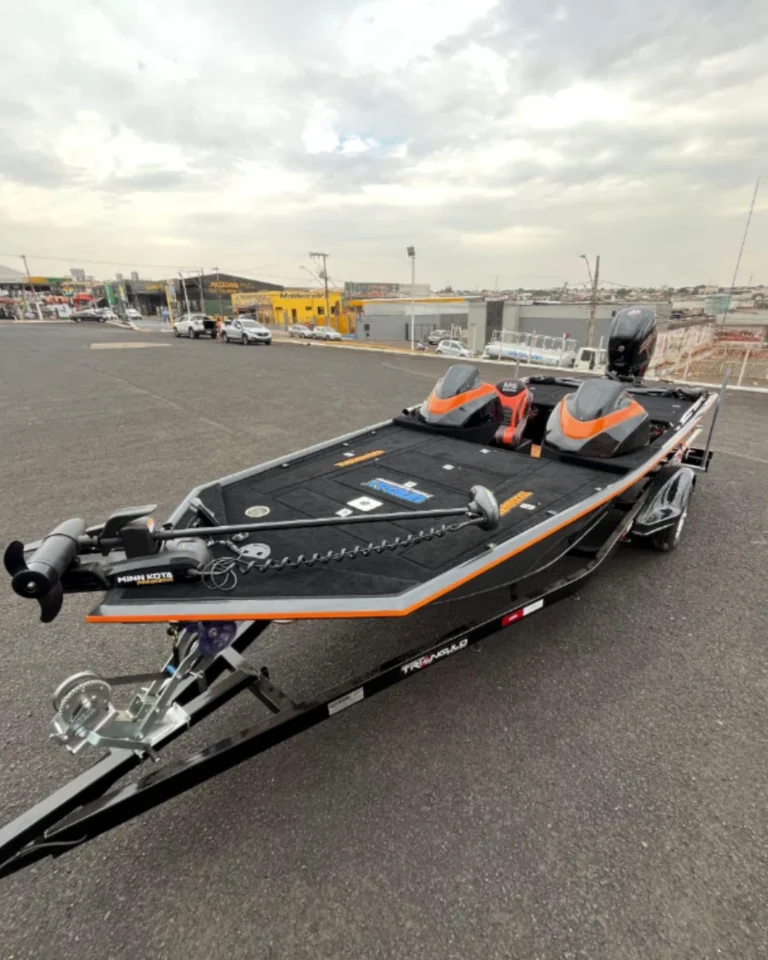 barcos-mg-bass-bancos-flip-up 1